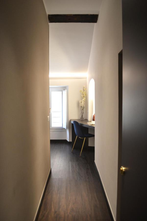 Palazzo Delle Sirene Deluxe Apartment & Boutique Rooms เลวานโต ภายนอก รูปภาพ